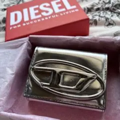 DIESEL 三つ折り財布 メタリックシルバーのサムネイル