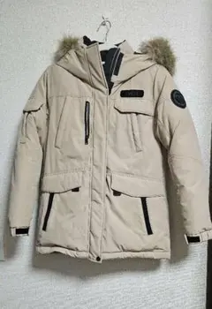 ゲース GUESS 　ダウンジャケット xs sizeのサムネイル