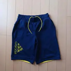 【美品】adidas ハーフパンツ 130㎝ ネイビー