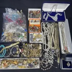 2976★整理品　アクセサリーまとめ　シルバー　真珠　珊瑚　宝石