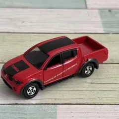 トミカ　ミニカー　三菱 トライトン　イベントモデル