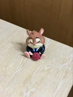 ズートピア　ガチャ　肩ズンfig 2 レミングのビジネスマン