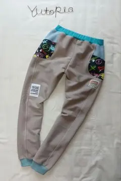 Item thumbnail for item 1be62650-eeaa-4c6d-80df-3bf317b44360