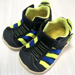 Item thumbnail for item 992c6e37-836e-4098-b195-f79e19b87c55