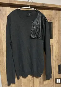 Sullen Tokyo GUESS レザーパッチセーターarchiveのサムネイル