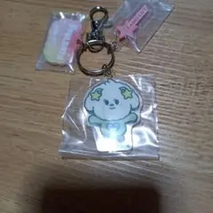 エニマイくじ　プルバトゥ　アクリルキーホルダー