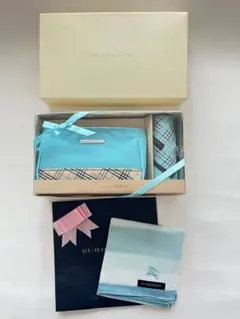 BURBERRY 水色 チェック柄 ポーチ＆ハンカチ セット