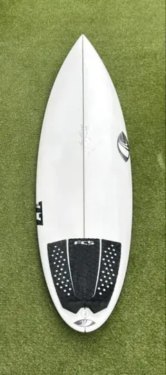 シャープアイフィン MEDIUM futures-sharpeye_m.jpg