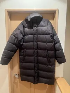 Nike ブラック ダウン ベンチコート 中綿