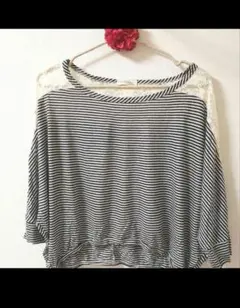 Tシャツ　ストライプ　刺繍♥️