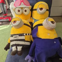 ミニオン ぬいぐるみ 4体セット