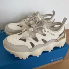 columbia コロンビア　シャンダル　25.0 サンダルのサムネイル