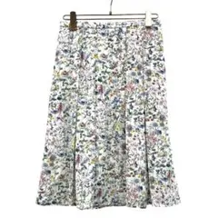 Aylesbury LIBERTY 花柄スカート3968のサムネイル
