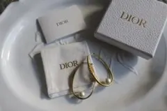 【極美品】Dior パール付きゴールドフープピアス