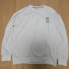 ホワイト クルーネック トレーナー ロゴ付き 新品