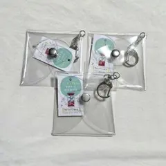 セリア PVC スクエア クリア ミニポーチ 3点 カプセルトイ シルバニアのサムネイル