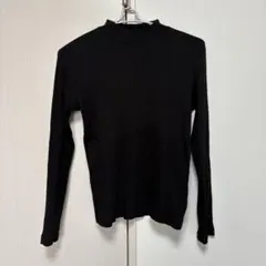 UNIQLO リブハイネックT