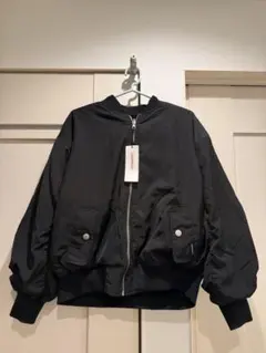 新品未使用タグ付き150センチ　lovetoxicリバーシブルMA-1 ブラック