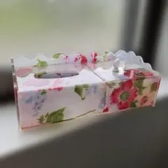 アクリル小物入れ美品ティシュケース