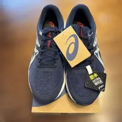 ASICS ネイビー ランニングシューズ