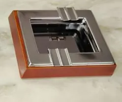 2026年最新】置き型灰皿の人気アイテム - メルカリ