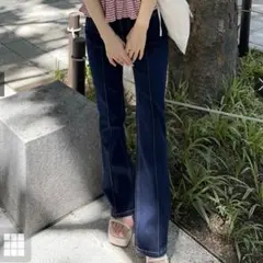 ピンタックフレアデニムパンツ