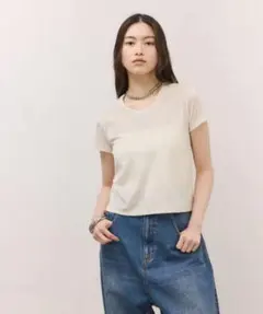 ADAM ET ROPE' ベロアteeのサムネイル