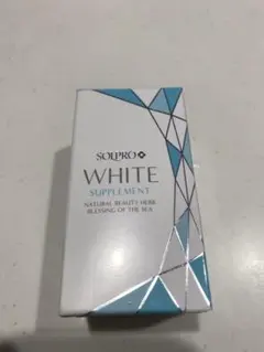 4箱ソルプロホワイトサプリメント匿名配送　日焼け止め SOLPRO WHITE ソルプロプリュスホワイトサプリメント【飲む日焼け止め