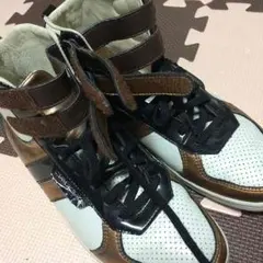 クリエイティブレクリエーション シューズ