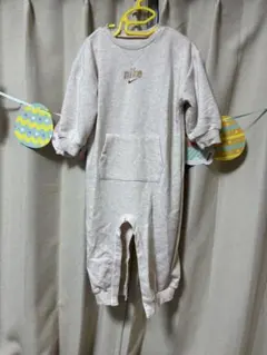 美品　Nike グレー ロンパース 24M ナイキ
