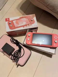 Nintendo Switch Lite コーラル（外箱,純正充電器付き）
