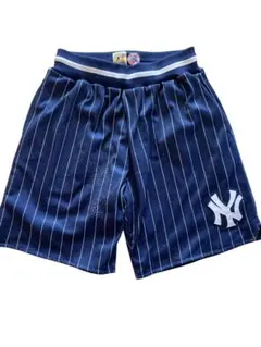 Mitchell & Ness ヤンキース メッシュショーツ ストライプ Y2Kのサムネイル