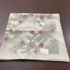 新品　宇野千代 桜の花柄ハンカチのサムネイル