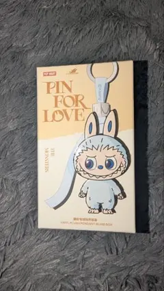 【新品未使用】Labubu Pinfor Love イニシャル　F　ラブブ