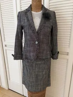 美品☆ICB グレー系ツイードスカートスーツ９号