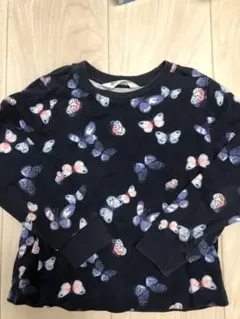 H&M 蝶柄 長袖カットソー US 4-6Y (EUR 110/116)
