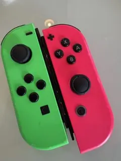 Nintendo Switch ジョイコン ネオンレッド／ネオングリーン