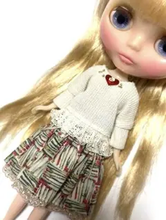 Item thumbnail for item f3f5e254-b20c-4c3d-b9b3-834555660b5f