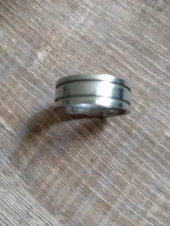 ステンレス　スチールリング　 シルバー 二重ラインデザイン