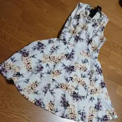 スナイデル♥花柄ワンピースのサムネイル
