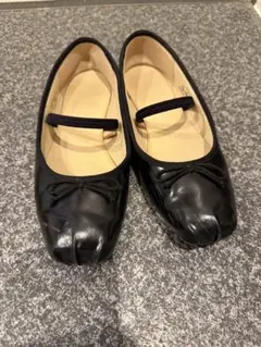 黒 バレエシューズ ゴムストラップ付き　GU リボン