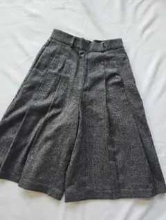 【新品】ユニクロ　ハイウエストツイードキュロットパンツ