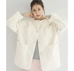 【Mサイズ】cocaプードル金釦ノーカラーコート　アイボリー