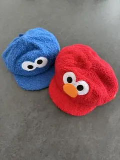 エルモ クッキーモンスター子供用帽子　2個セット