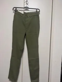 ユニクロ　ウルトラストレッチハイライズスキニーパンツ
