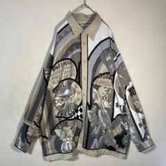 【長袖シャツ】総柄　犬柄　レトロ　ベージュ　キャラクター　使用感　古着