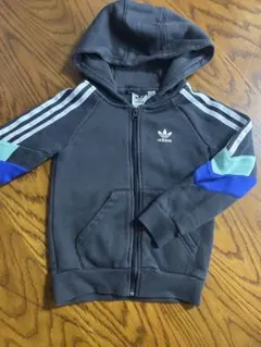 adidas フード付きパーカー 120cm グレー