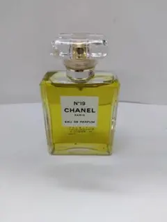 S☆ CHANEL N°19 Eau de Parfum 香水 50ml