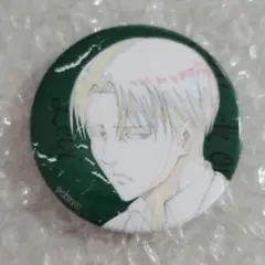 進撃の巨人　WIT STUDIO リヴァイ確定ランダム缶バッジ　①