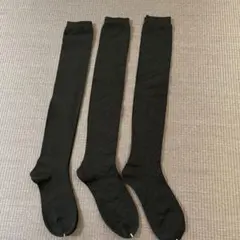 ハイソックス　黒ソックス
